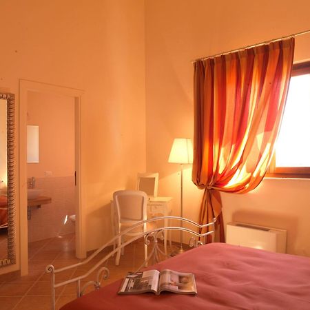 Contado San Lorenzo B&B And Wine Castilenti Exterior foto