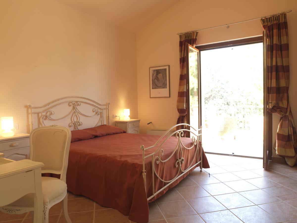 Contado San Lorenzo B&B And Wine Castilenti Exterior foto