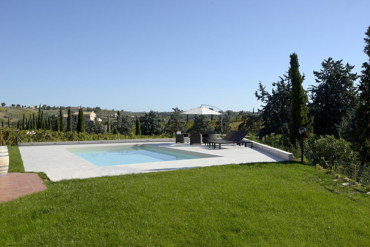 Contado San Lorenzo B&B And Wine Castilenti Exterior foto